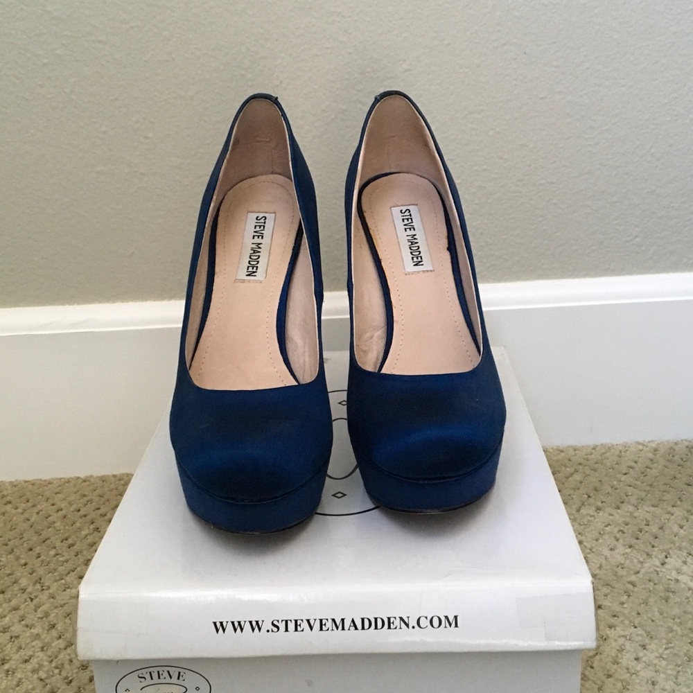 Steve Madden Blue Heels